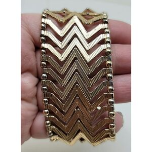 Vintage Gold Toned Chevron Stretch Bracelet